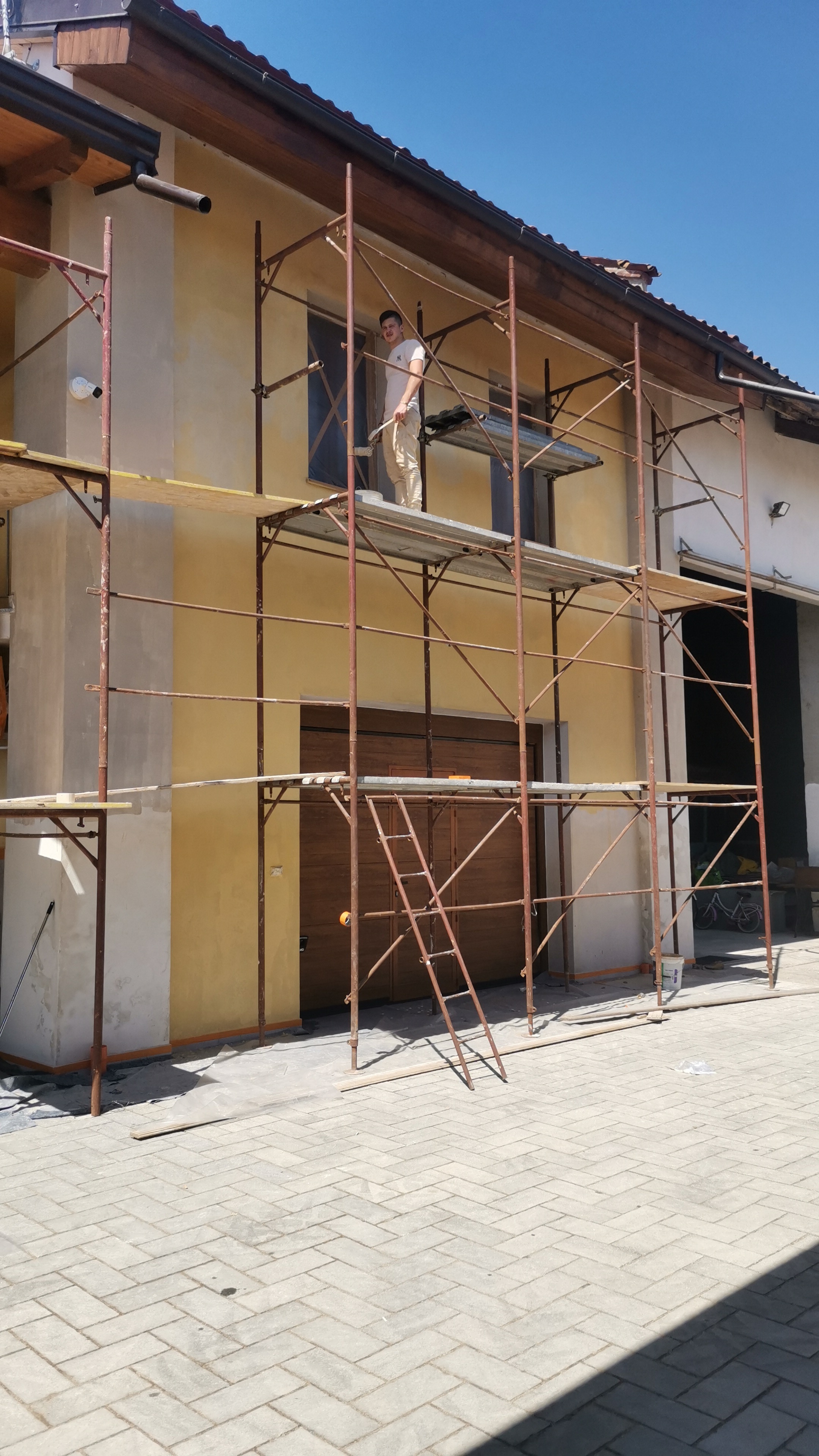 Lavoro di impresa edile realizzato da Emil Nenciu a Vercelli (9) Lavoro di impresa edile realizzato da Emil Nenciu a Vercelli (9) — Impresa Edile Emil Nenciu, provincia di Vercelli