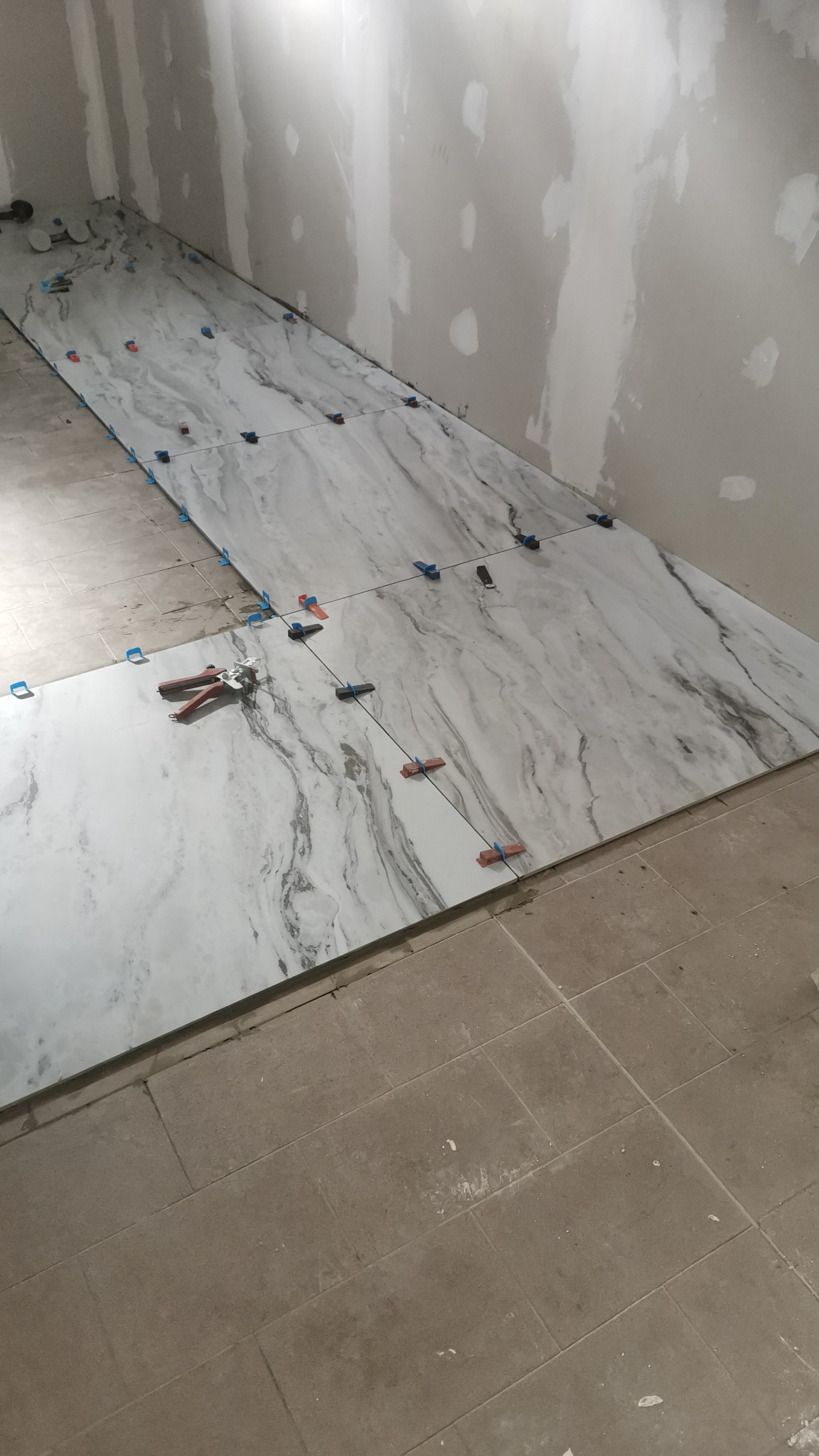 Lavoro di impresa edile realizzato da Emil Nenciu a Vercelli (4) Lavoro di impresa edile realizzato da Emil Nenciu a Vercelli (4) — Impresa Edile Emil Nenciu, provincia di Vercelli